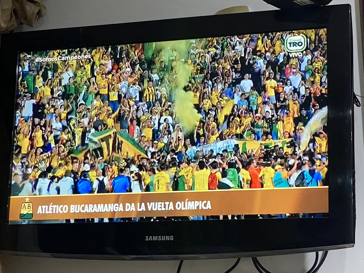 diegocaricatura's tweet photo. Para todos los que jodieron y dijeron que “dimos la vuelta olímpica” antes de tiempo….. 

Lo del primer partido fue celebración,esto sí es una vuelta olímpica!!!!💛💚 https://t.co/ae0T4paXAG