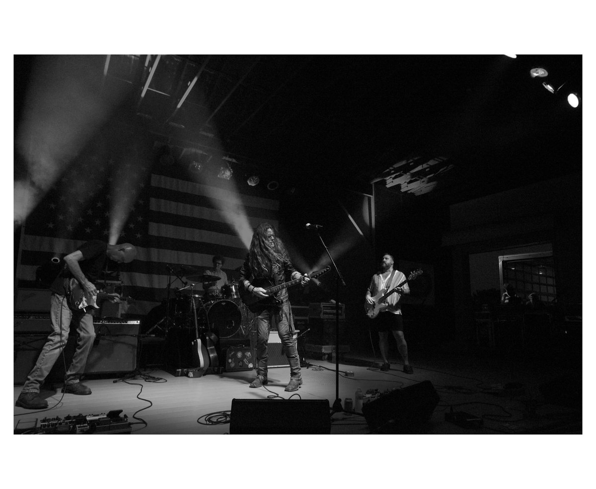 Chad_Edwardz's tweet photo. Grayson Capps and the band live at the 34th Annual Alex City Jazz Fest 
6.15.24
The AMP on Lake Martin
Eclectic, Alabama 
.
.
#nikon #alexcityjazzfest #alexandercity #alabama #mcephotography #graysoncapps https://t.co/2iZJcJ12Iv