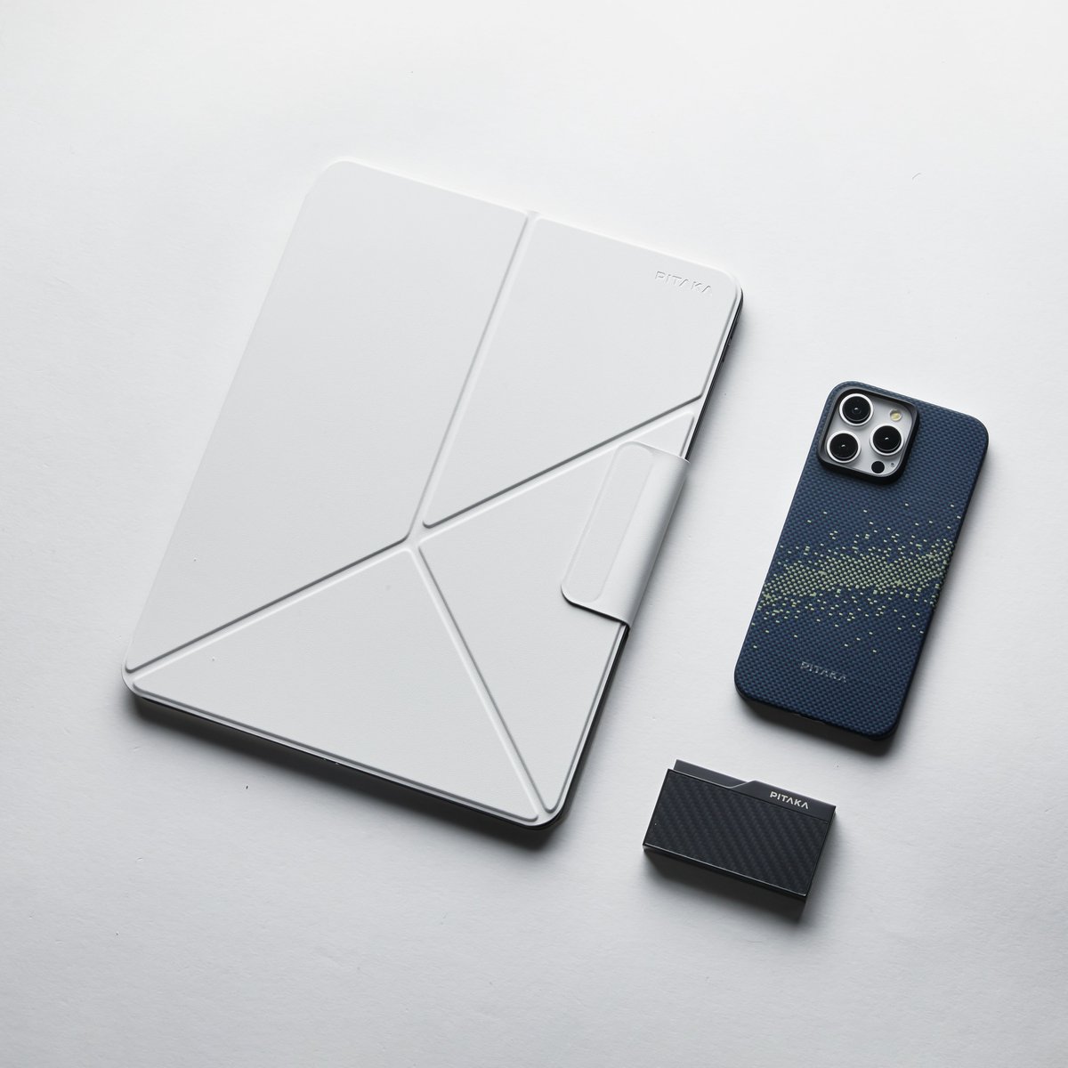 PitakaGallery's tweet photo. Happy Father's Day!  Father's Day promotion ends today, the offer will end soon! Check out to seize the final chance!😆👉 https://t.co/FVBvPTRYaU

#pitaka #lighter #fathersdaygiftideas #fathersday #iphonecase #iphone15promax #iphone15promax #phonecase #iPadProM4 #ipadprocase #ipadpro2024