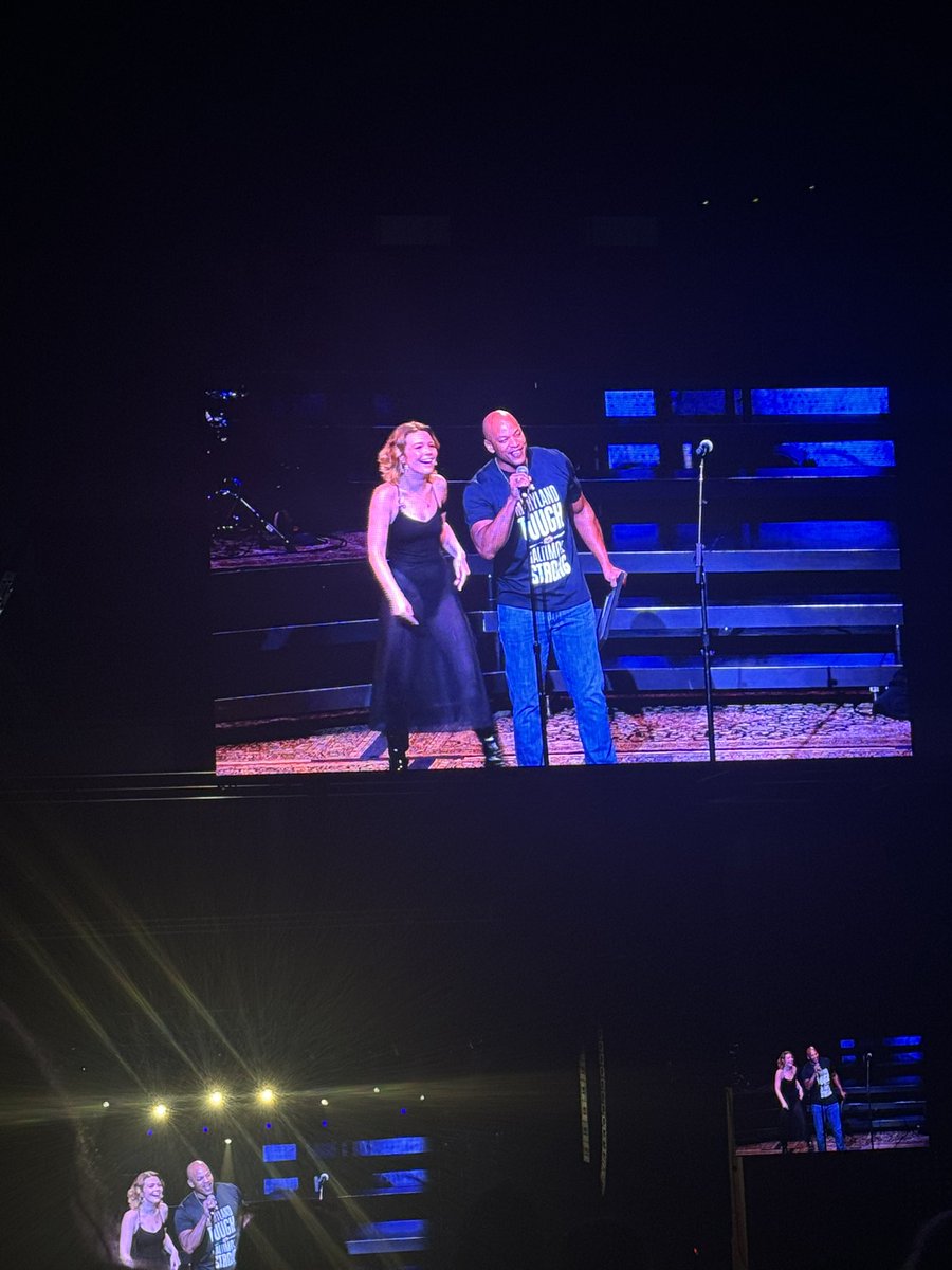 clara longo de freitas tweet media