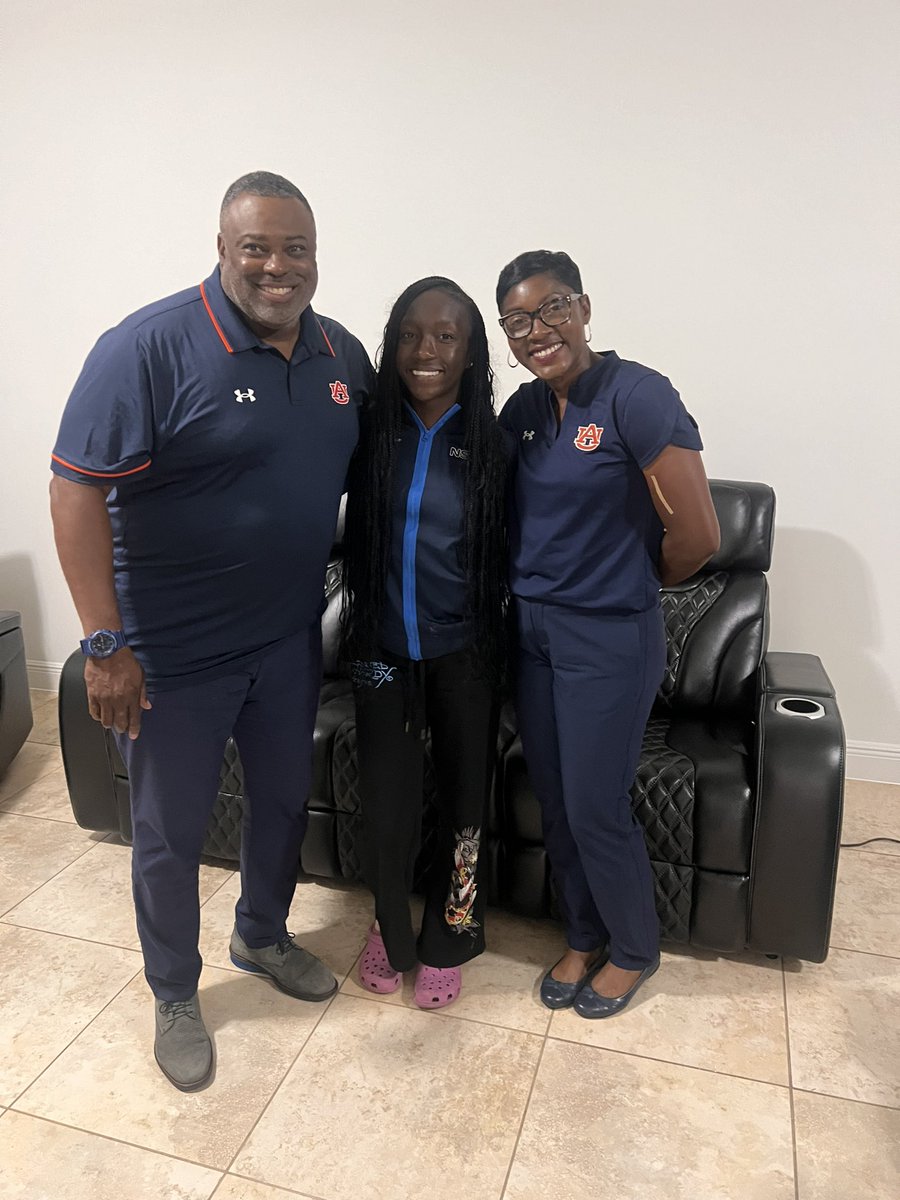 Tyra Cox (@tyracox__) on Twitter photo Had my first home visit with <a href="/BurrellLeroy/">Leroy Burrell OLY</a> and <a href="/CoachLacena/">Lacena Golding-Clarke</a> from the university of Auburn🧡💙 Greatly appreciated and can’t wait to see what the future brings. #Gotigers Had my first home visit with <a href="/BurrellLeroy/">Leroy Burrell OLY</a> and <a href="/CoachLacena/">Lacena Golding-Clarke</a> from the university of Auburn🧡💙 Greatly appreciated and can’t wait to see what the future brings. #Gotigers