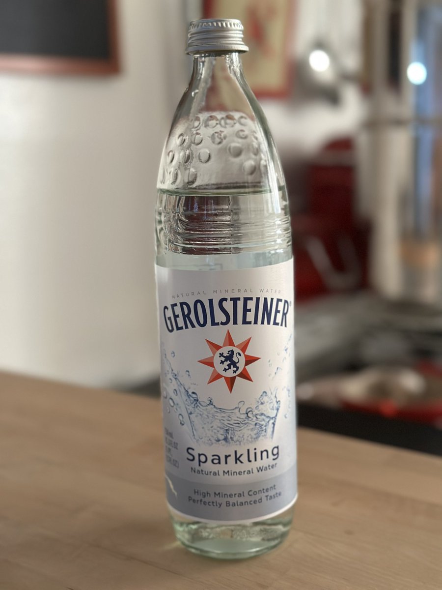Square1Wellness's tweet image. New fav sparkling water!💧 #gerolsteiner #healthcoach #sparklingwater #keto #lchf