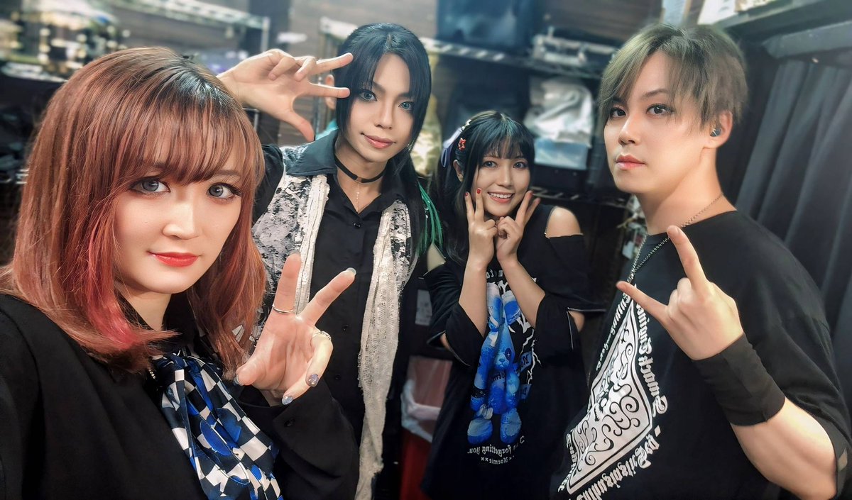 atsushidrummer's tweet photo. 6/16(土)
渋谷CYCLONE
Aqilla “Varckii” Tour 2024 FINAL
Union Universeのライブでした✨

Aqillaさん、ツアーファイナルお疲れ様でした✨

今回ユニユニは初編成のパフォーマンスでしたが、いかがでしたでしょうか？

ライブはやっぱりいいね

ずっと逢いたかったCHARGEEEEEE…君ともやっと逢えた！ https://t.co/VPx02Y4y1h