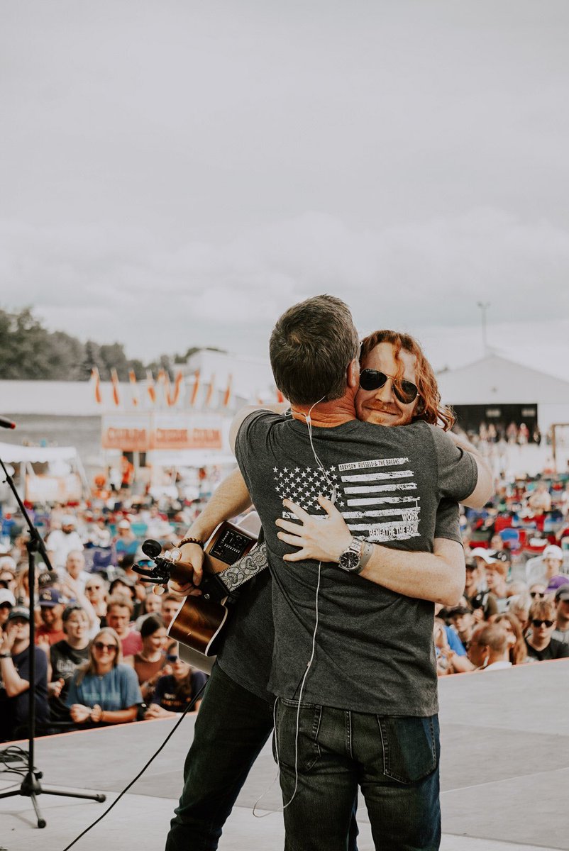 Grayson Russell Honors America's Blue-Collar Heroes With 'Beneath The Bow'  ::antiMusic.com, image size:802x1200