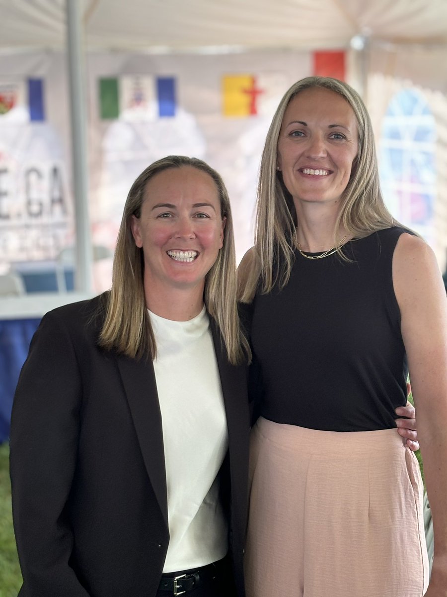 Super_Halton's tweet image. First female inducted into the Canadian  Baseball Hall of Fame!  So proud of you @PEstevie You are loved by so many who have been moved by your skills both on &amp;amp; off the diamond , friendship and zest for winning!