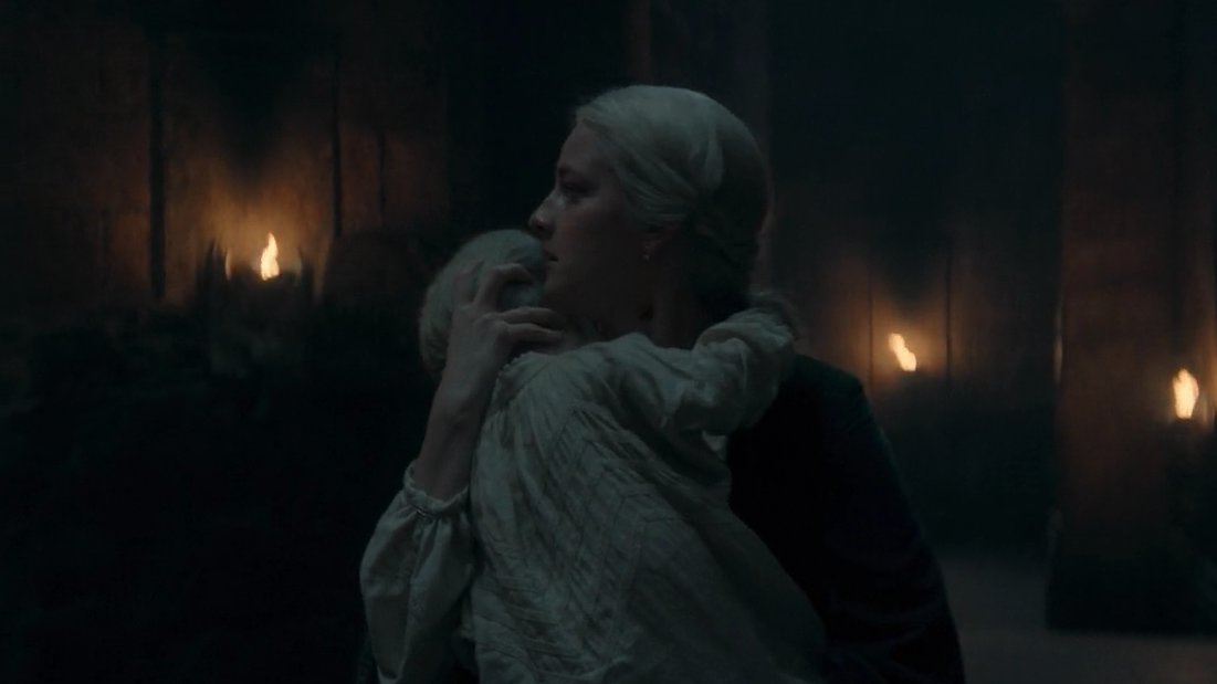 bestofphia's tweet photo. phia saban as queen helaena targaryen in house of the dragon season 2 episode 1 "a son for a son" /hotd spoilers https://t.co/vYXtDJZwoX