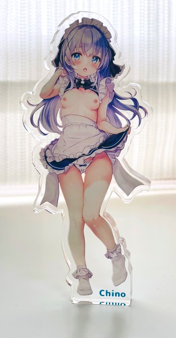 新作グッズのダイカットアクリルブロックのサンプル来ました☺️めちゃくちゃ良い!!サイズ130×60mm厚み10mmで自立します。こちら6月30日のサンクリにて頒布しますので宜しくですー! 