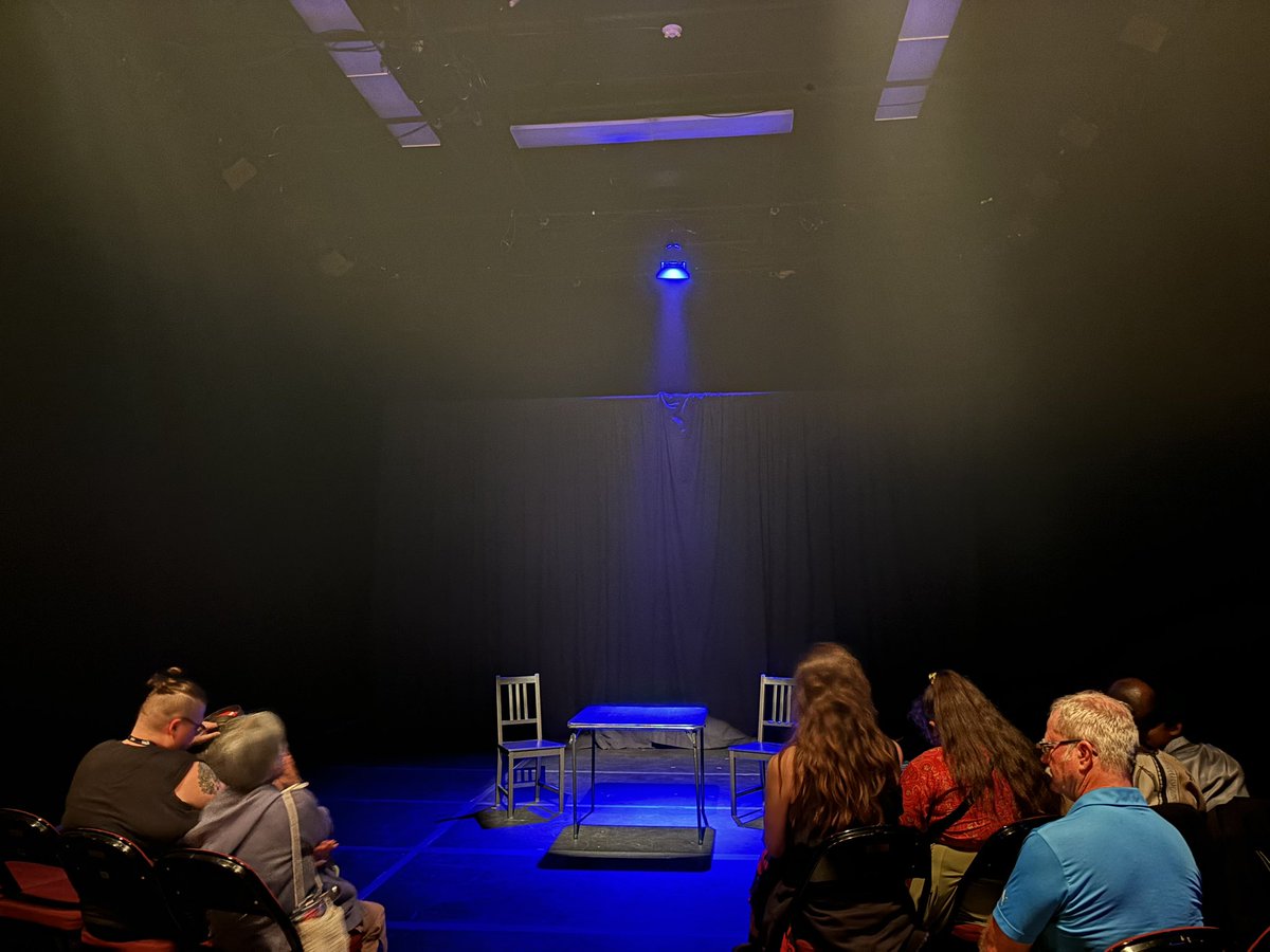 mchkzn's tweet photo. Also, us hardcore Fringers come out in droves for a 10:30 PM show on a Sunday. #OttFringe https://t.co/vgyCLhuCsw