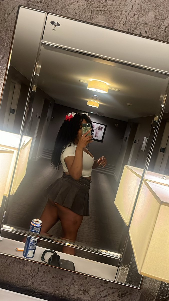 datLOUDchick's tweet photo. 🎀🎀🎀 https://t.co/zdVrloti2A