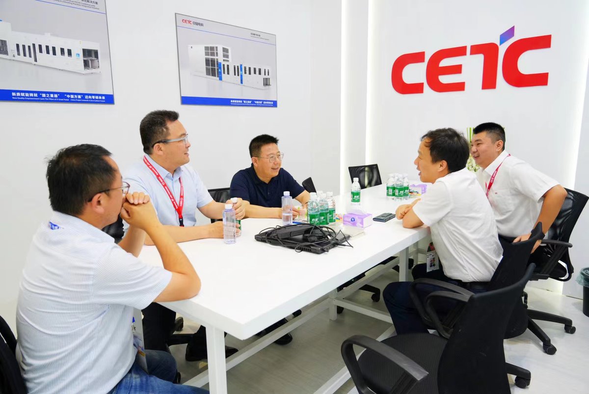 RedSolar2008's tweet image. 🎉☀️ SNEC 2024 has successfully concluded. ❤️❤️ We thank our global clients and friends for their visits and guidance. 🌞🌏 Engaging on photovoltaic EPC projects and solar technologies strengthened partnerships and opened new opportunities. ✅ See you next time!