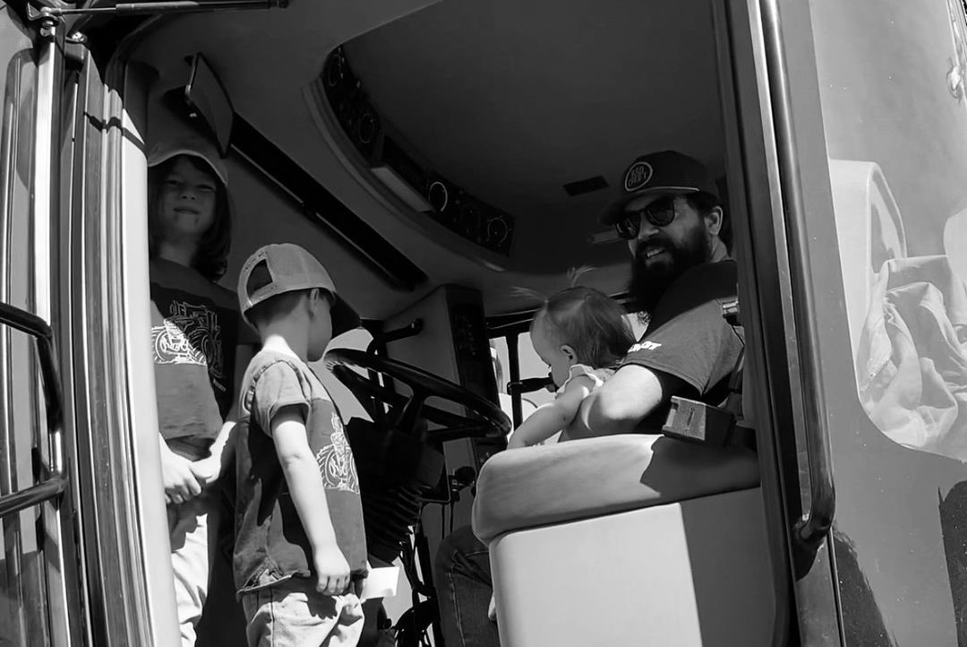 Happy Father’s Day to our Barley father John! 👨‍🌾 instagram.com/p/C8SpnvmSfUu/…

#AgTwitter #craftmalt #redshedmalting