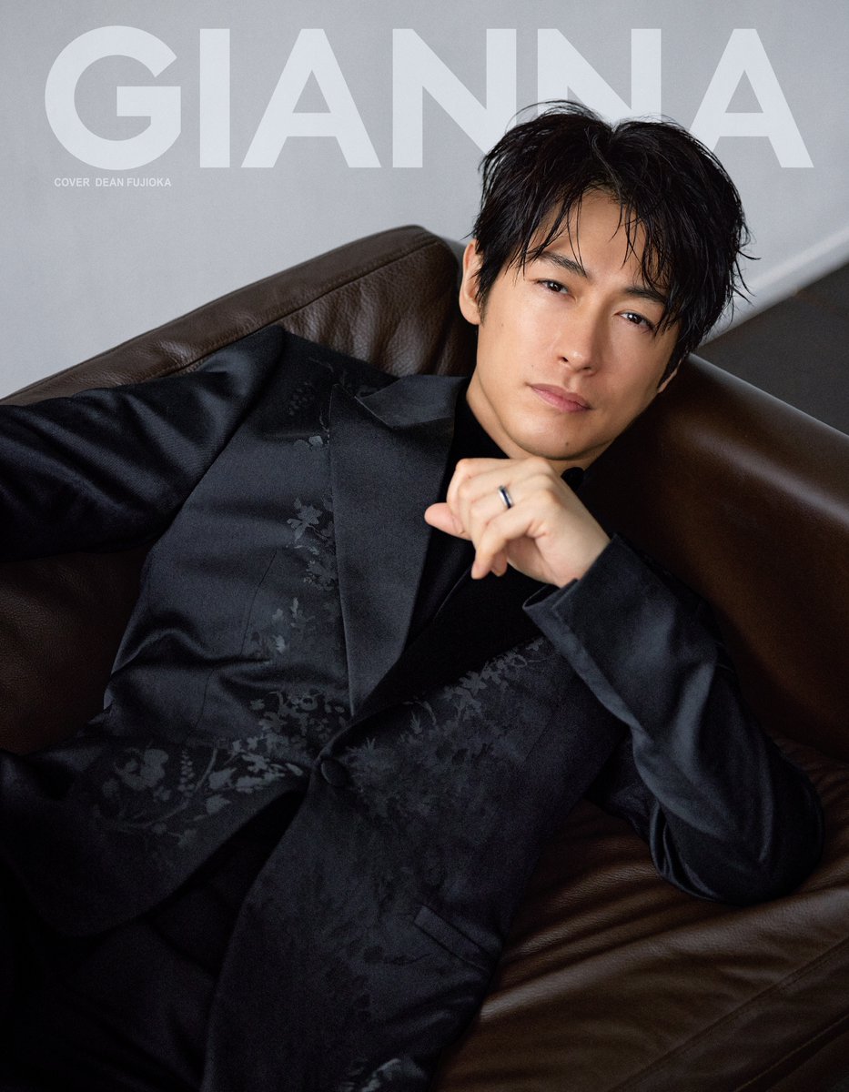 📣表紙解禁 ポスター掲出売場決定🎊 明日6/18(火)より ポスターと共に