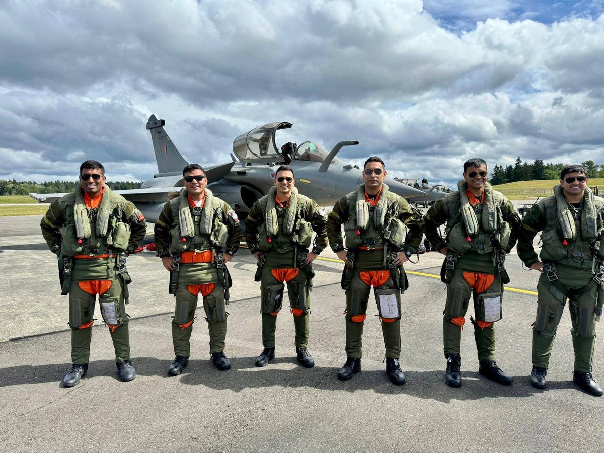 Defence_Nation's tweet photo. The Indian Air Force successfully completed multi-nation Aerial Exercise #RedFlag 2024 at Elision Air Base, Alaska, USA.
#IAF Rafale took the skies alongside F-16 & F-15s of #RASF ๐ธ๐ฌ & #USAF ๐บ๐ธ also with German Air Force ๐ฉ๐ช
#IndianAirForce #JaiHind #DefenceNation https://t.co/SYjkfNOcJ8