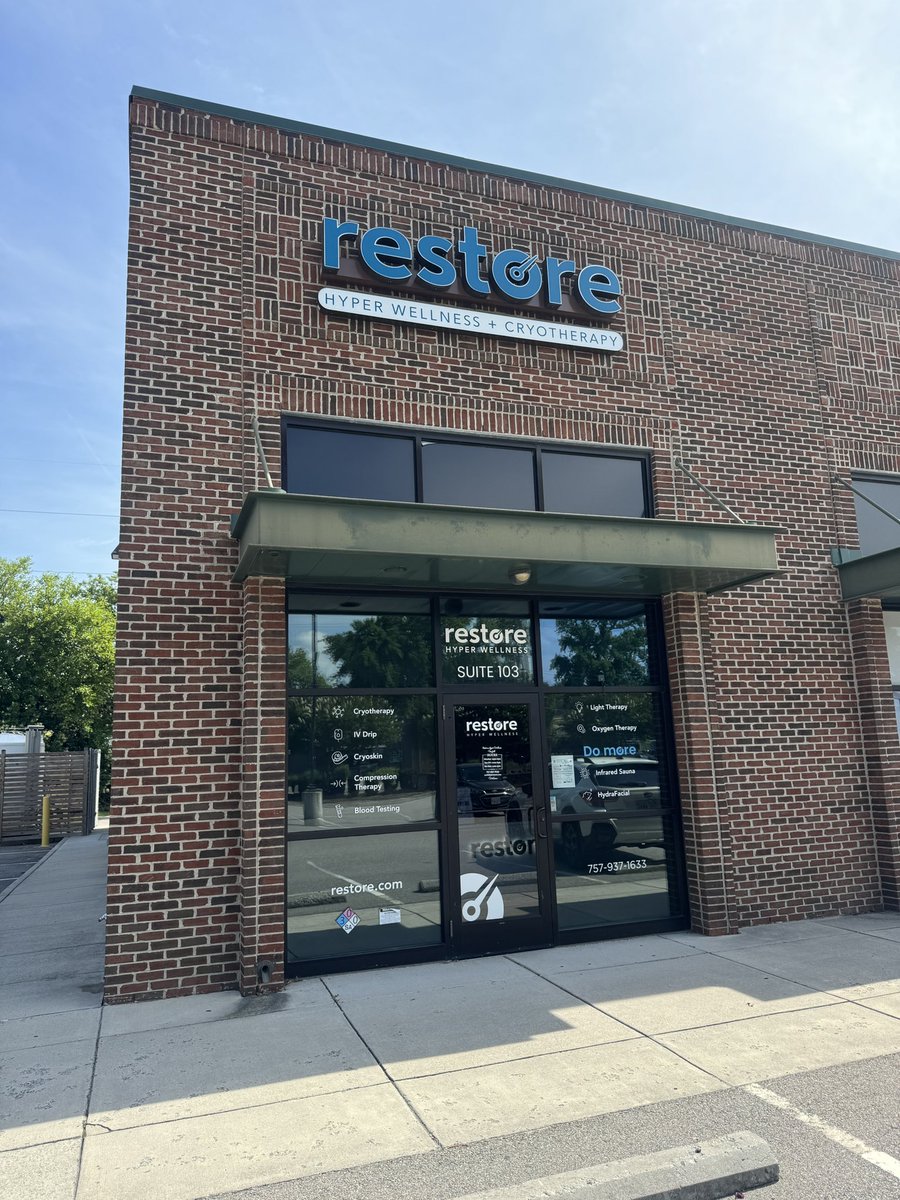MassageVeteran's tweet photo. Huge thanks for Restore Hyper Wellness in Norfolk VA for allowing me to do two massage events for their 2nd Anniversary!! 

Massage Norfolk =
@gypsearoots 

#Massage #MassageTherapy #MobileMassageVeteran #Norfolk #Virginia #RestoreHyperWellness #GypSeaRootsCollective https://t.co/rxIFHxi805