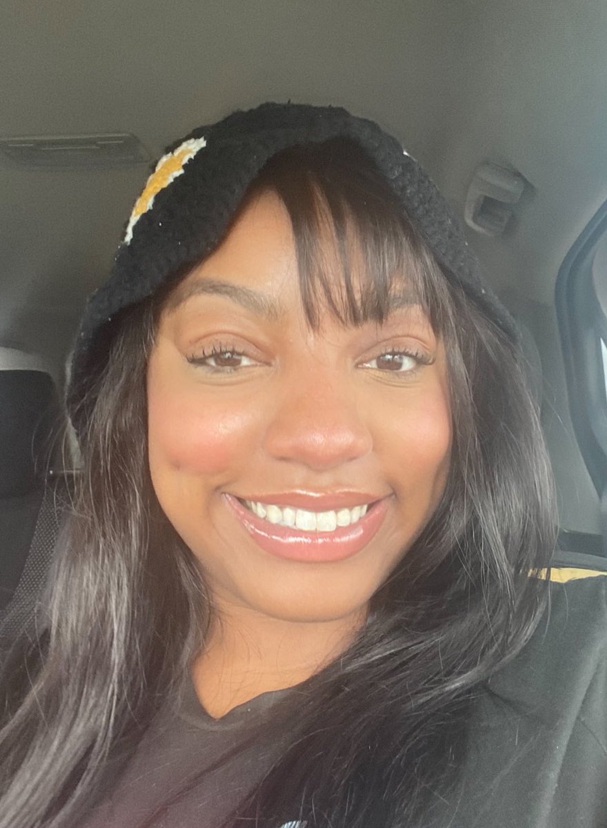 GOON4ROMALINA's tweet photo. @mommiana5 ur big old in the face ass escalade built self shouldn’t be worried abt others looks wide ass back long titty mentally challenged looking beluga greaseball self just full of hatred and bitterness i’d be mad if i was u in ur position too https://t.co/t26ES9xj45