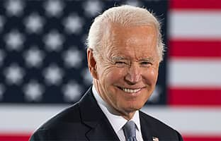 ClipCas1's tweet image. Security Deal: Biden strikes a security deal with Zelenskyy, but its future remains uncertain amid geopolitical tensions. #USUkraine #SecurityDeal #BidenAdministration