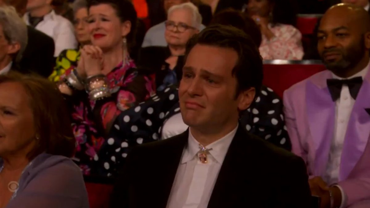 feytastiic's tweet image. Daniel Radcliffe and Jonathan Groff cry happy tears for each other... this will be the end of me