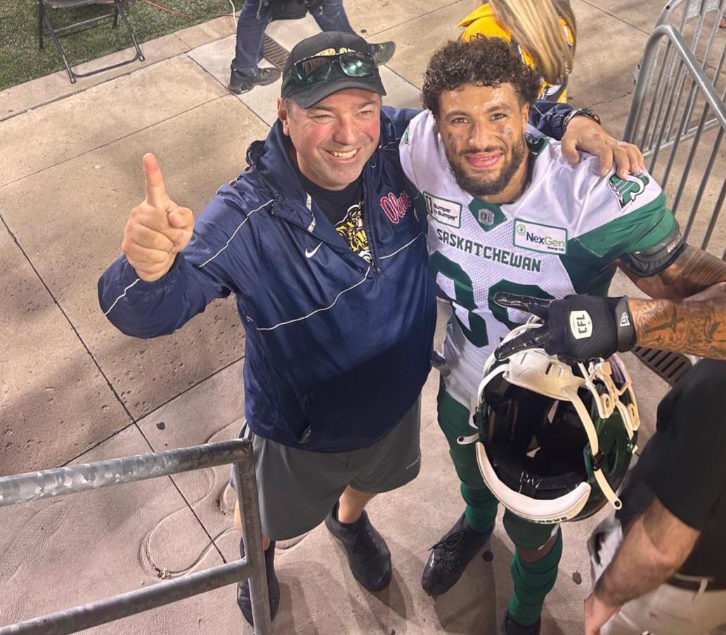 EdPonikvar's tweet photo. Great seeing @OLMC_athletics legend @ItsKianSB put on a show this evening  ... 7 catches for 109 yards and 2TDs. Keep up the great work! https://t.co/SBkNv3P6yc
