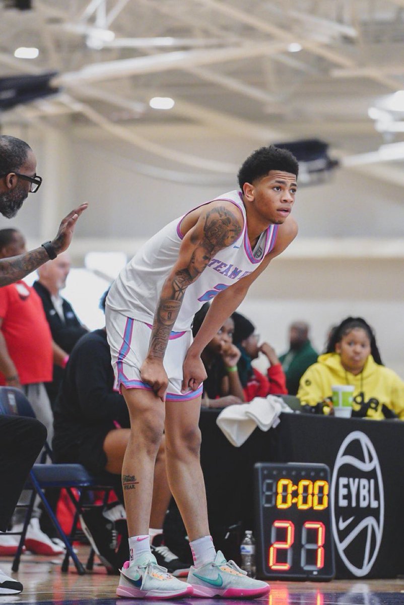 2026 6’3 PG Deuce Burkes <a href="/hollywood_deuce/">hollywood_deuce</a> has been contacted by the following schools since the contact period began:

Kentucky 
Cincinnati 
Western Michigan 
Nebraska- Offered💰
Saint Louis 
Southern Utah 
Wisconsin 
Western Illinois- Offered💰
UNLV 
Queens University
San Diego