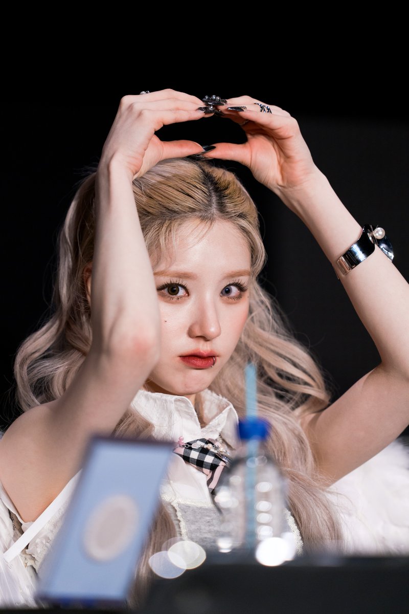 Stainless_1019's tweet image. 240616

🌙😇🤍

drive.google.com/drive/folders/…

#HeeJin #희진
#Dall #Devine_All_Love_Live #Virtual_Angel
#ARTMS #OURII