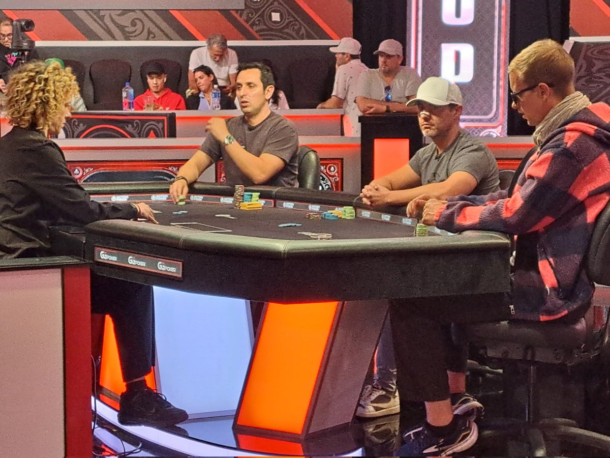 NavyPoker's tweet photo. @ChancesCards, with 3 left in the 50K high roller. 2m up top 🤑Finish IT... let's gooooooooooo! https://t.co/Gvl0WSZaN6