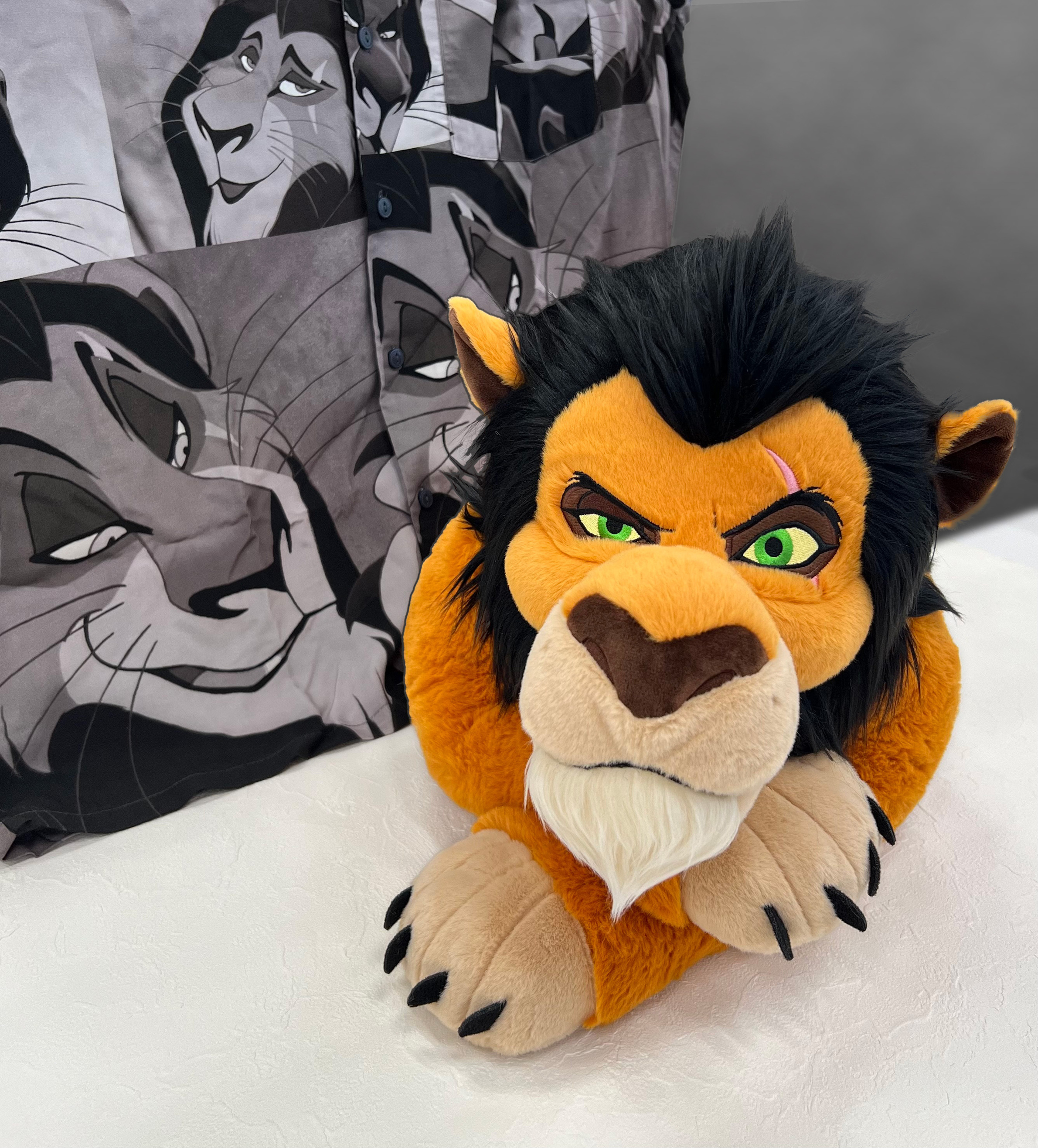 ディズニーストア　プラスアンク　スカーフ　バンダナ　ライオンキング　スカー ディズニーストア プラスアンク スカーフ バンダナ ライオン