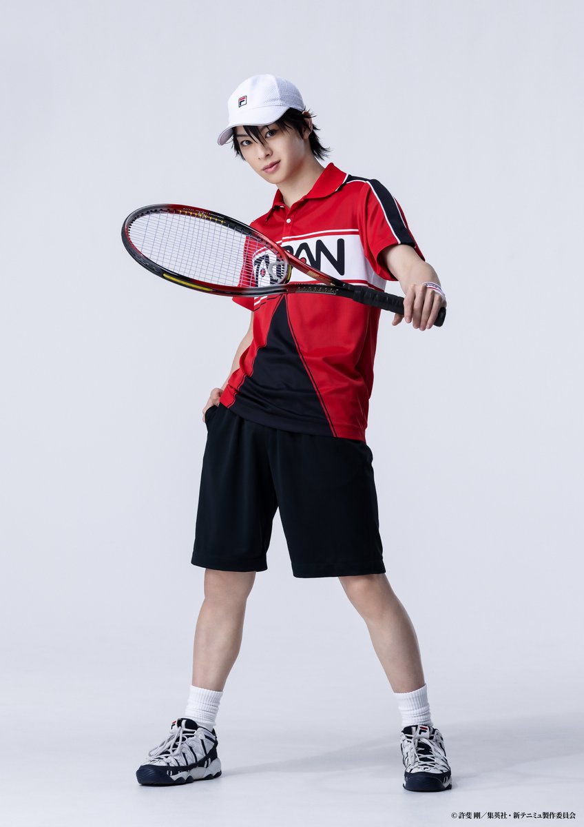 TennimuNews's tweet photo. 【#新テニミュ 】キャラクタービジュアル①
The Fourth Stageのソロビジュアルを公開！
●越前リョーマ 役　今牧輝琉 くん
●跡部景吾 役　高橋怜也 くん https://t.co/K6OD2xJZHm