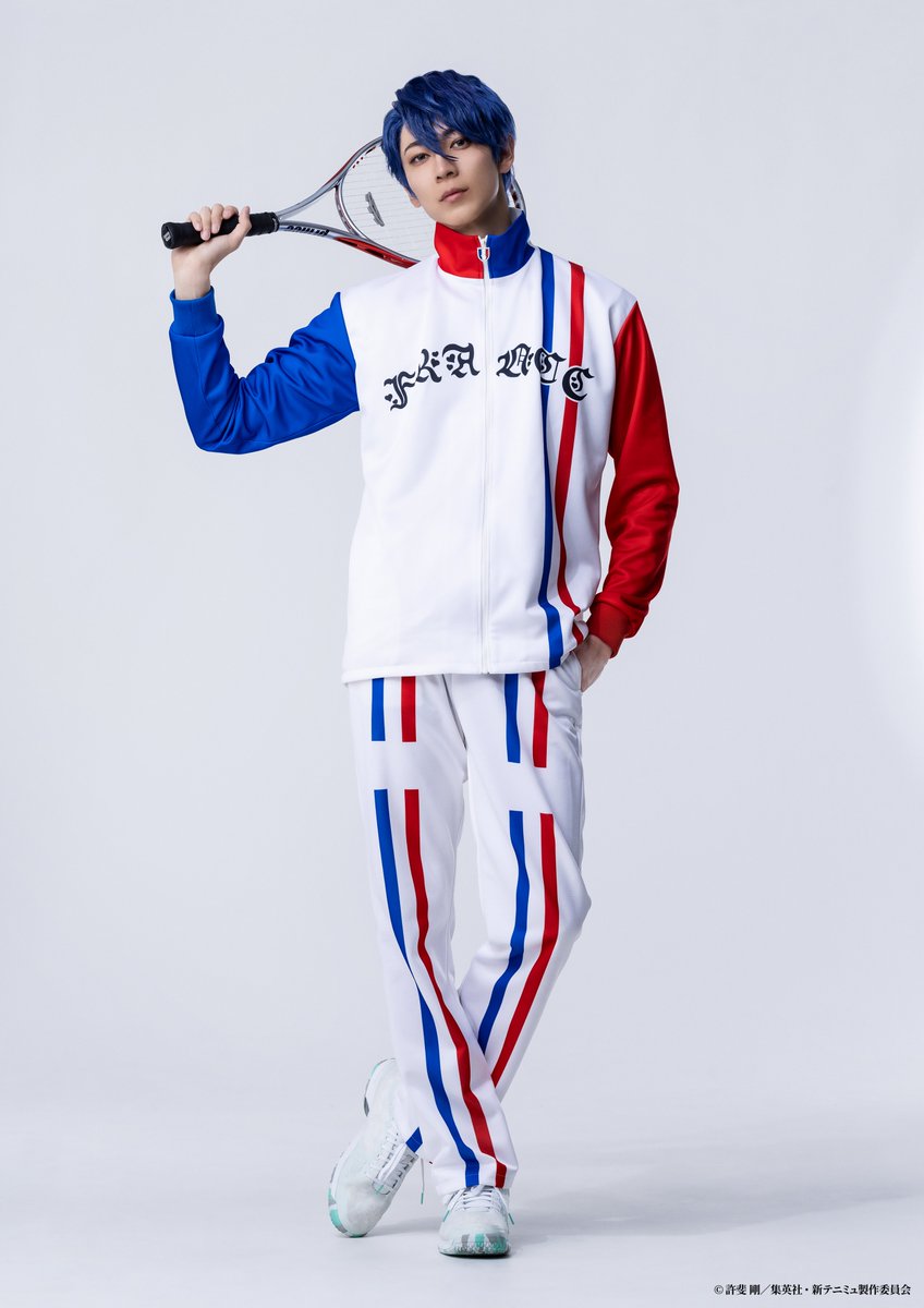 TennimuNews's tweet photo. 【#新テニミュ 】キャラクタービジュアル⑥
The Fourth Stageのソロビジュアルを公開！
●トリスタン・バルドー 役　鮎川太陽 くん
●ティモテ・モロー 役　ジェレミー・クロディス くん
●プランス・ルドヴィック・シャルダール 役　DION くん https://t.co/sFr8KQLRnU