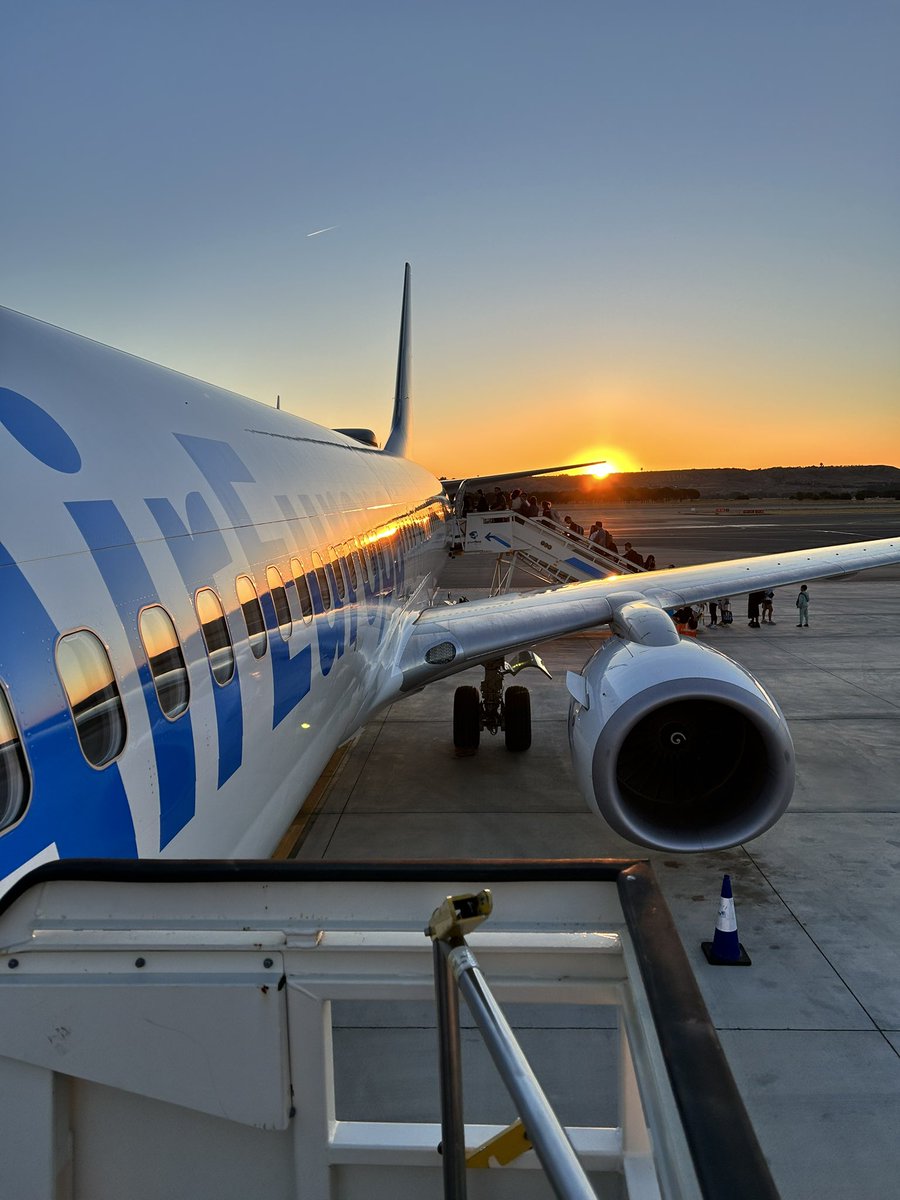 Agradecemos a <a href="/AirEuropa/">Air Europa</a> que una vez más nos permite volver a casa 👋🏻🇮🇹🇵🇪