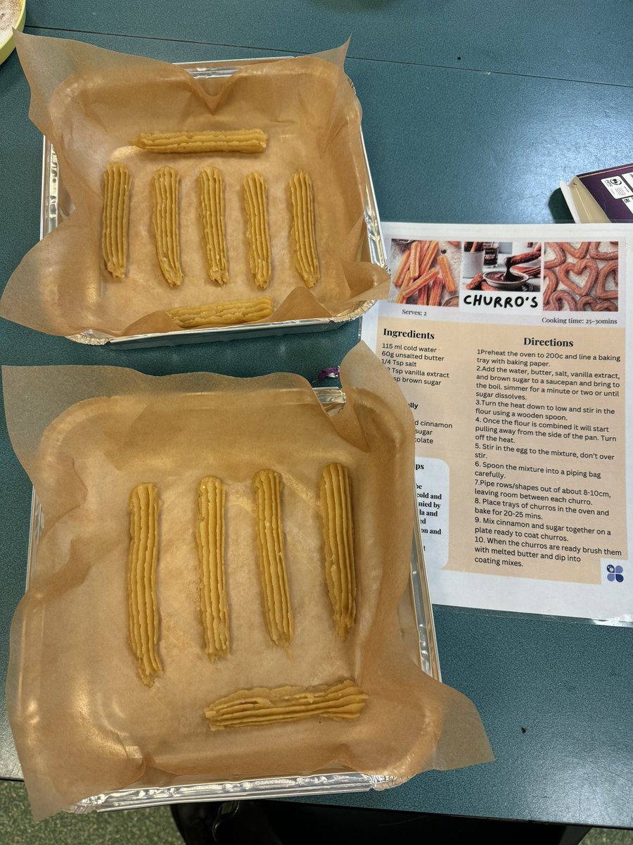 CaldiesDT's tweet photo. Churro time! Mr Kearns’ Y10 FP&amp;N class have spent the morning making churros - not a bad way to spend Monday morning @CaldiesSchool @SIL_schoolfood #foodlover #MondayMornings https://t.co/4B3fpOCxDT