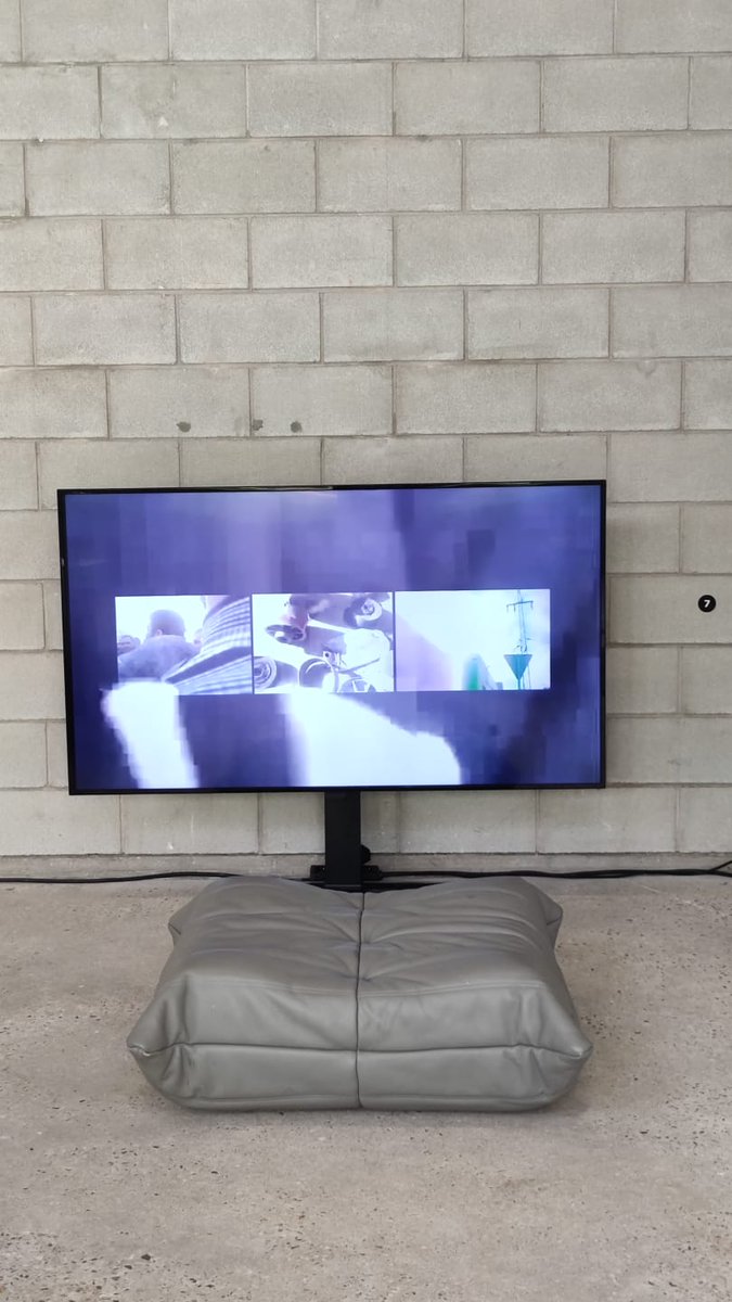 EURArTeC's tweet photo. #Exposition #Soutenances #M2
Trajectoires
📍 @Betonsalon 
🗓️ jusqu'à demain

🎓 https://t.co/uyIT0PPl2B

@UnivParis8 @UParisNanterre @UPN_Recherche https://t.co/Fu8rrCzltc