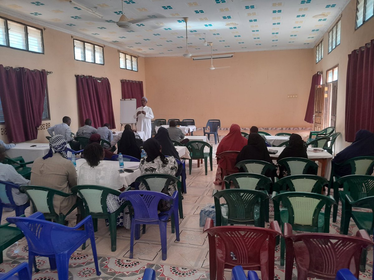 HIWYA_Mandera's tweet photo. HIWYA in partnership with UNICEF Kenya held a capacity building training for school managers and teachers to enhance teaching on FGM prevention, health risk and human rights violations associated with FGM in Mandera town. https://t.co/5t1d6uCHxf