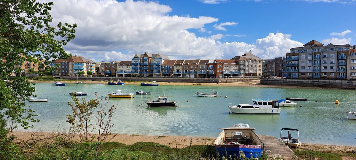 Mrs Lake tweet media