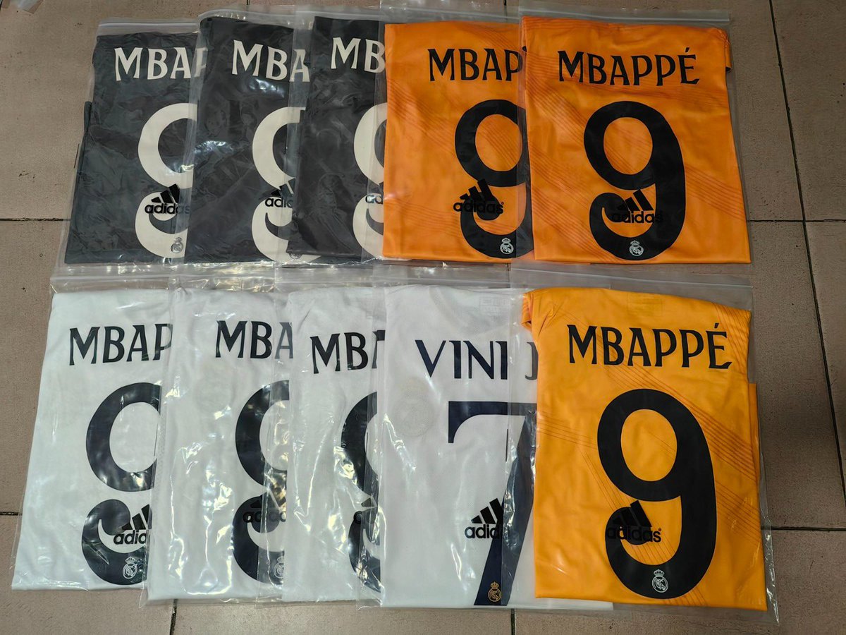 Eleven Kits ⚽️🩵 tweet media