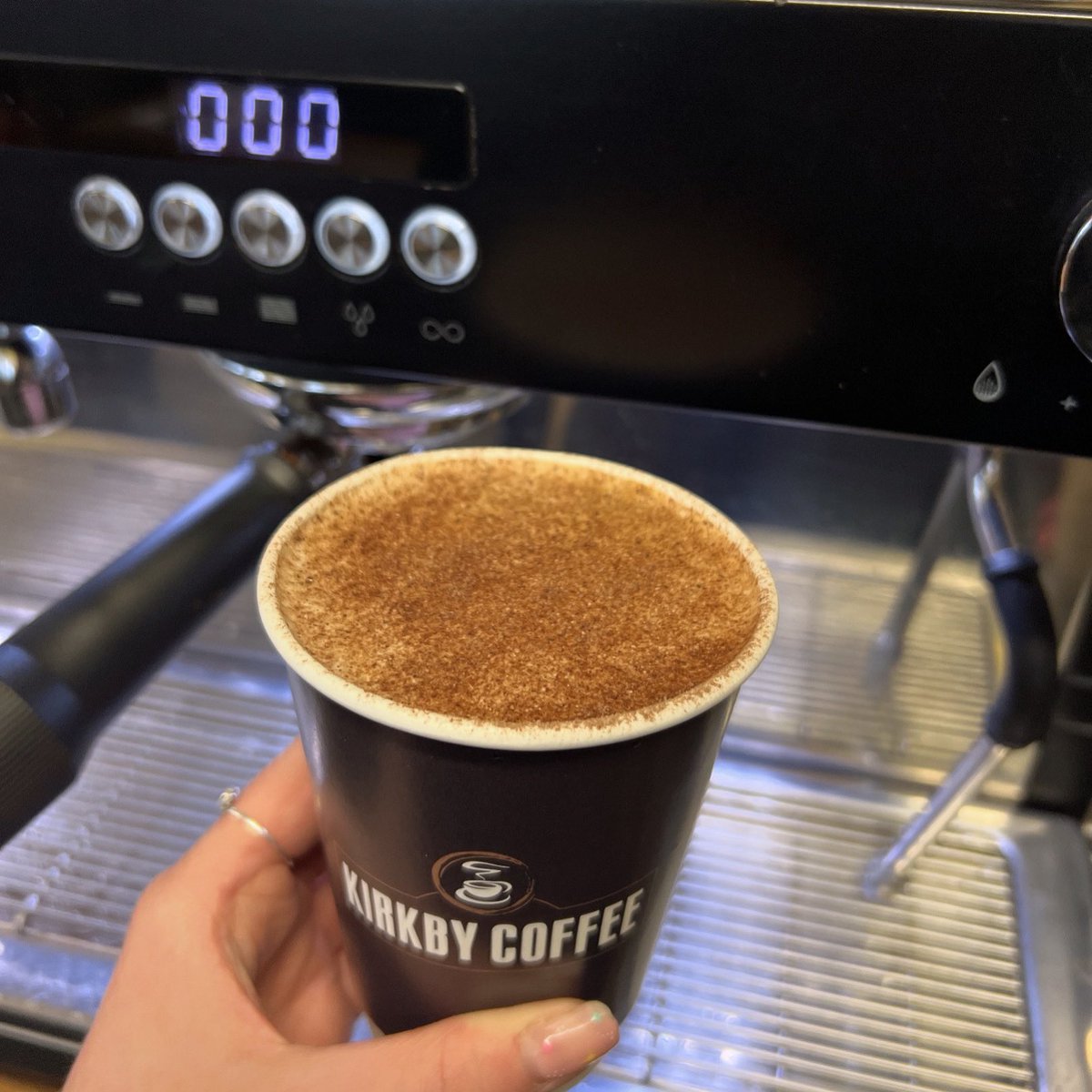 KirkbyCoffee's tweet photo. Cappuccino with extra chocolate please😋🤎☕️
Open till 3:30pm
124 Kirkby Market https://t.co/ArFilfCUsS