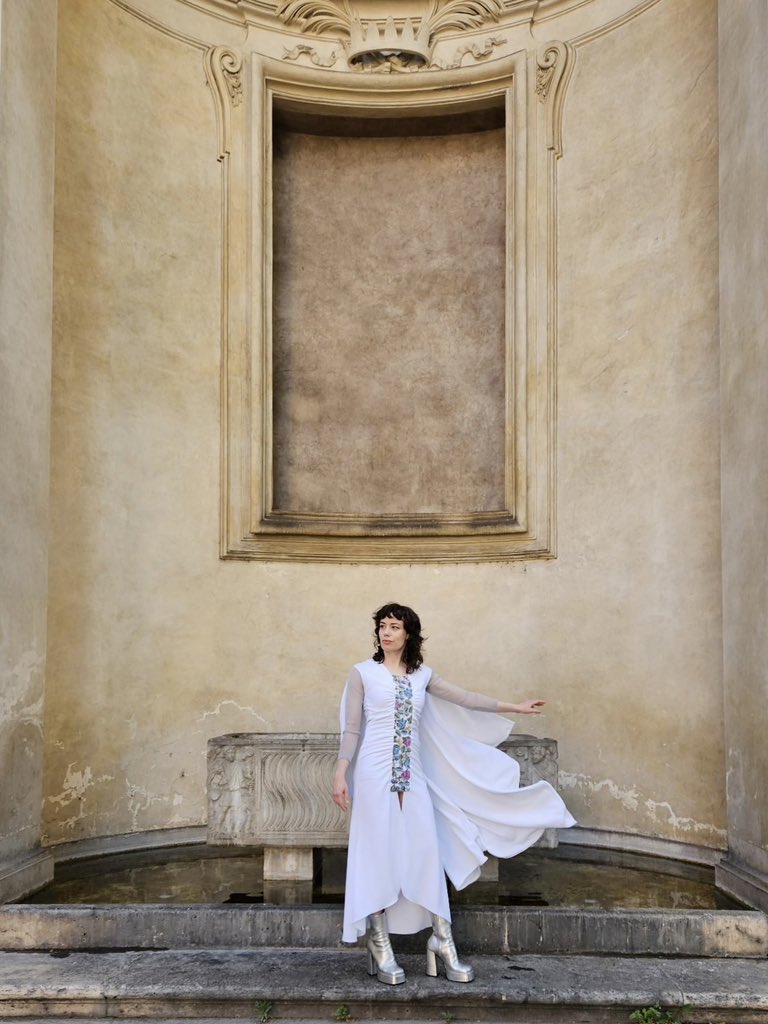 Mab Astra ✨ tweet media