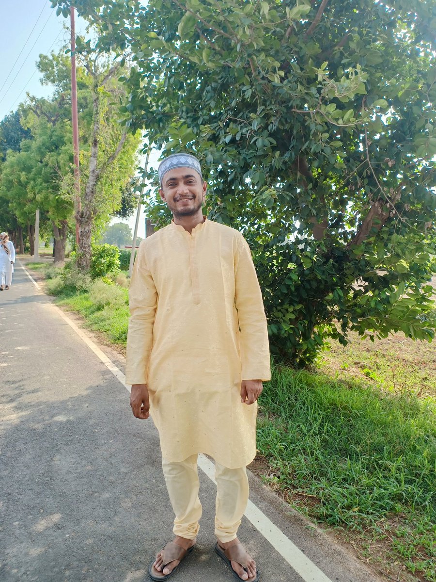 architectazam's tweet photo. Eid Mubarak https://t.co/CxjhmBCuMG