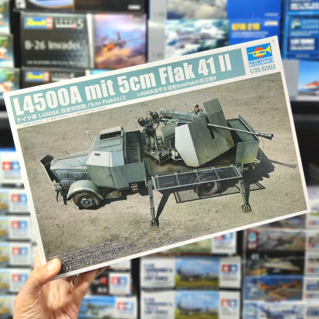 hearnshobbies's tweet image. Introducing the TRUMPETER 1/35 L4500A mit 5cm Flak 41 II kit! 🚚

Bring this iconic vehicle to life on your workbench now: bit.ly/3Vfjd2k

#trumpetermodels #scalemodels #modelkits