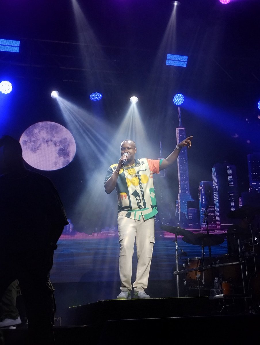 CavalcanTHisccp's tweet photo. Que dia de SORTE incrível!!!! 🍀
obrigado por mais um show espetacular @thiaguinhocomth ♥️ https://t.co/XBq0oUUxsN