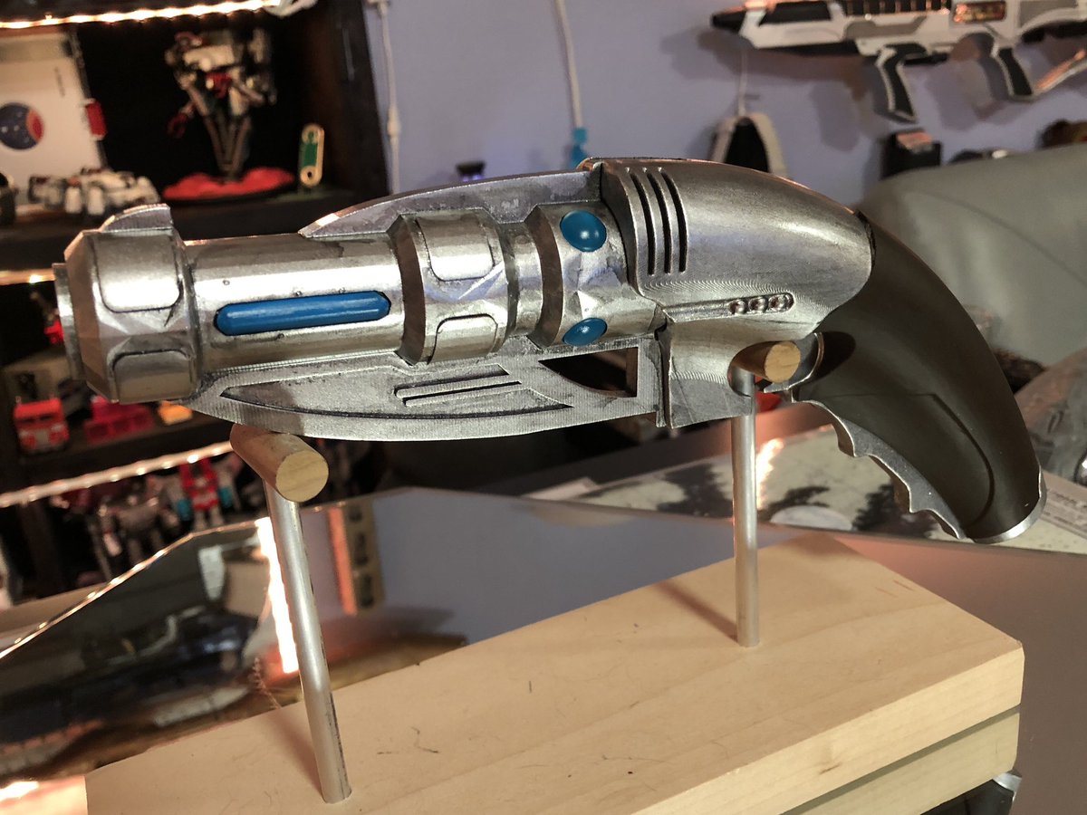 GeekToyLove's tweet photo. #DoctorWho Jackโs Sonic Blaster (#Torchwood).
Thought this was a fitting project for #PrideMonth. Iโm now wondering what other replicas in the #Armory are used by queer characters?
#2024Projects #GeekDen https://t.co/BCEMiGLcZW