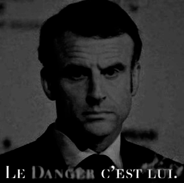 Resistance_SM's tweet image. E.Macron laisse le bâton  merdeux des jeux Olympiques2024  à l’élu  des législatives ça se retourne contre lui il voulait la division les unions se forment il sera affaiblit sa décision sera de démissionner la pire des sentences pour un pervers narcissique #Démoniaque