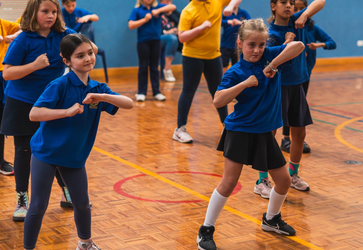 Footsteps tweet media