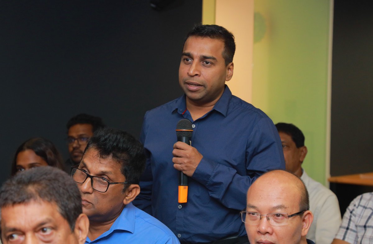 Investin_SL's tweet image. The State Minister of Investment Promotion, @Amunugama_D, is enhancing the quality of investor interactions by holding additional progress reviews with investors signed in the first quarter of 2024.The results @Investin_SL, with a project progress rate of 95%.
#fdi24 
#InvestNow