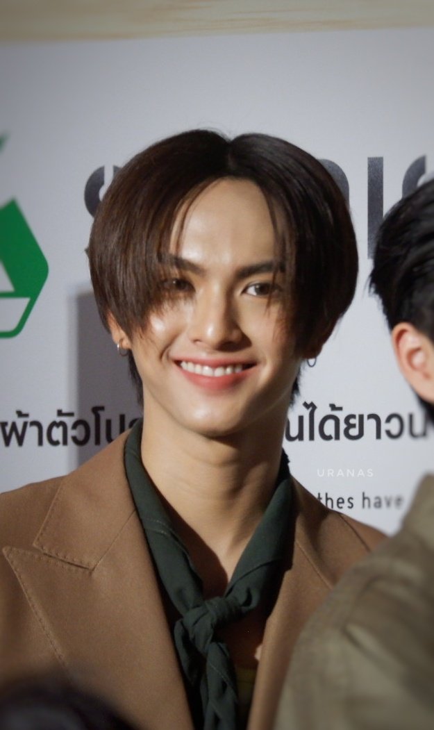 nasjungmemo's tweet image. 170624

ยิ้มเหมียว

#COPPERdechawat
#CentralPattanaxBUS
#BetterFuturesProject2024