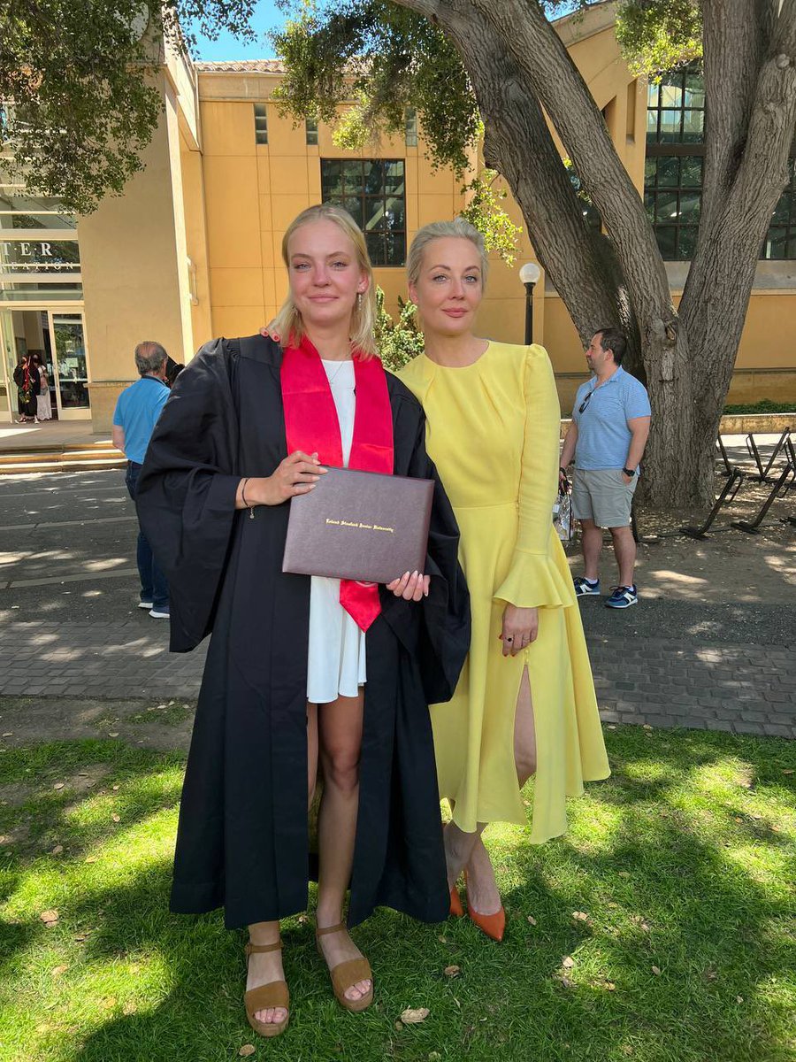 Yulia Navalnaya tweet media