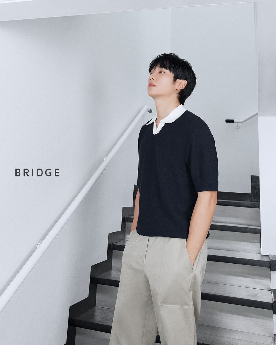 HaeinessGlobal's tweet photo. 🗓️ 240617 — mindbridge_kr IG update

・・・
-
MIND BRIDGE 24 SUMMER COLLECTION
with @.holyhaein

만나보세요!

#마인드브릿지 
#MINDBRIDGE
#24SummerCollection
#Knit

🔗 https://t.co/5aiNu1BcoR

 #JungHaeIn #정해인 @ActorHaein
 #해이니즈 #HAEINESS https://t.co/i40qVoiQUw