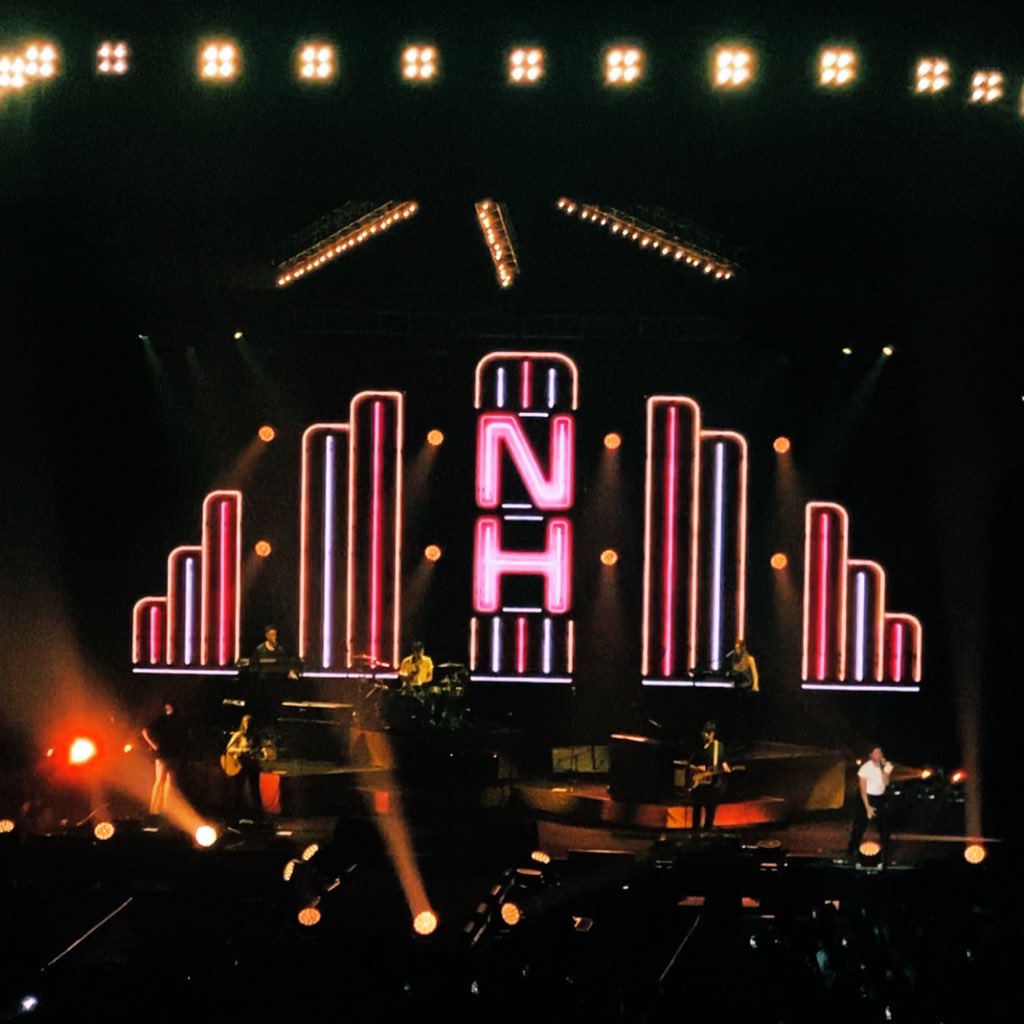 aniiways's tweet photo. The Show Live On Tour. Jakarta. May 11, 2024. 

A thread https://t.co/zYcVsKdcz3