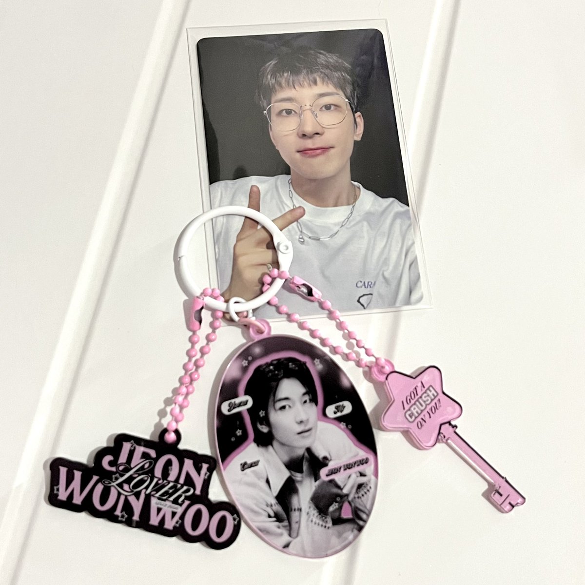 dearbunniez's tweet photo. i'm a jeon wonwoo lover ⸜(｡˃ ᵕ ˂ )⸝♡ https://t.co/ivdY3DqZqc