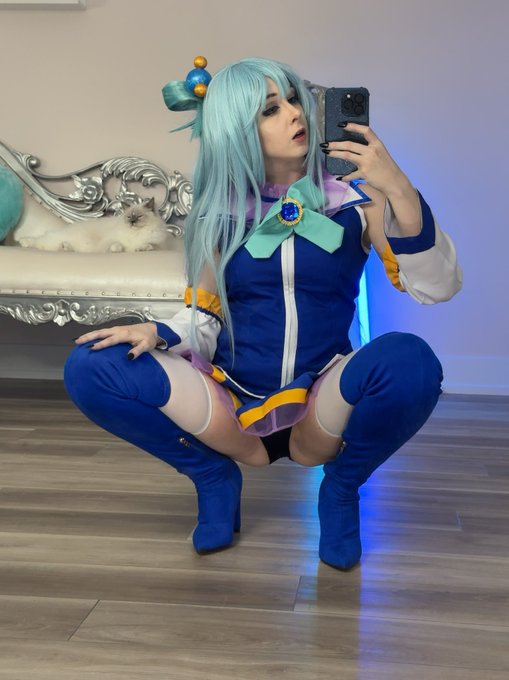 Say hi for the nudie version 🩵 https://t.co/MD22Aj6iJD