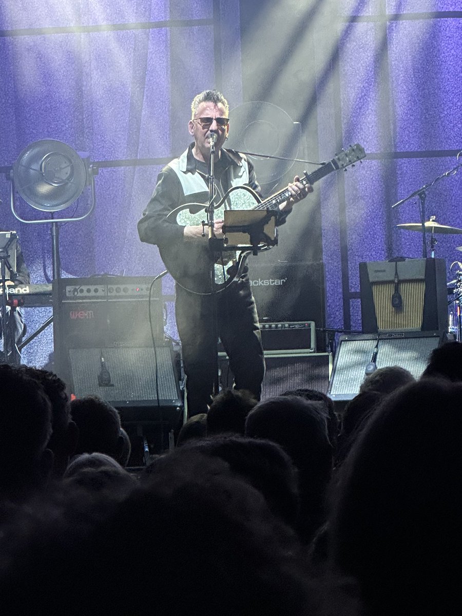 SharksD0ntSleep's tweet photo. Richard Hawley
+
James Bradshaw
One of the best ways to spend a Sunday evening. 😀 https://t.co/sV4LLlqDZN